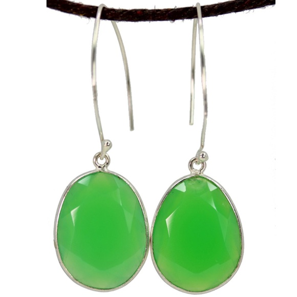 Green Chalcedony Large Oval Earrings - Picture 1 of 1
